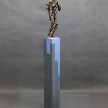 Sculptuur getiteld "MARCED I" door Konrad Ziolkowski, Origineel Kunstwerk, Bronzen
