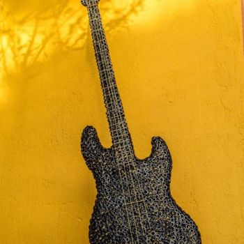 Sculpture titled "sculpture guitar" by Arc N Scu, Original Artwork, Metals