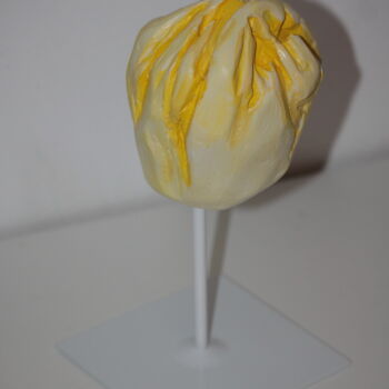 Sculpture intitulée "Yellow Bud" par Kseniya Redina, Œuvre d'art originale, Plâtre