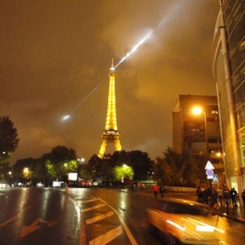Fotografia intitulada "La Tour Eiffel 2" por Sergey Kuimov, Obras de arte originais