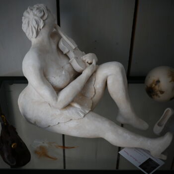 Sculptuur getiteld "120_REVERIE MUSICALE" door L'Atelier De Nanou, Origineel Kunstwerk, Terra cotta