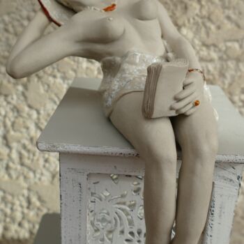 Sculpture titled "185_SOLEJA" by L'Atelier De Nanou, Original Artwork, Terra cotta