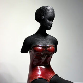 Sculpture titled "Fille de Mélos, Rou…" by Lady Caviar, Original Artwork
