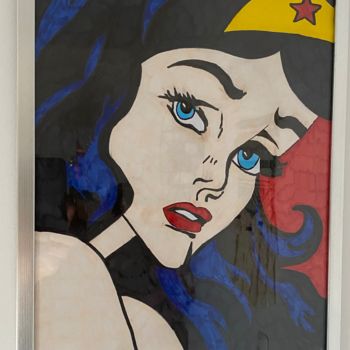 Peinture intitulée "Wonder Woman" par Laetitia Lorry, Œuvre d'art originale, Crayon Monté sur Verre