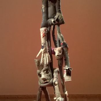 Arte textil titulada ""Gran Hermano" Deta…" por Lagloria, Obra de arte original, Bordado