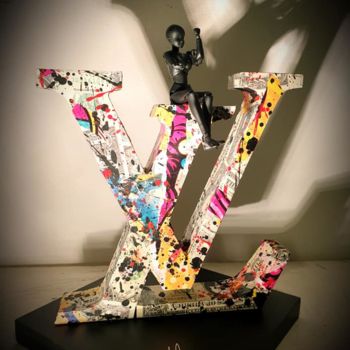 Sculpture intitulée "vuitton d'honneur" par Didier Lannoy, Œuvre d'art originale, Résine