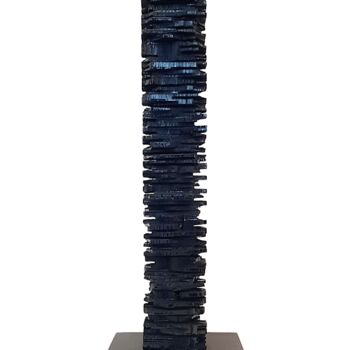 Sculpture titled "Form of Sorrow 2022" by Lara Shabelnik, Original Artwork, Wood