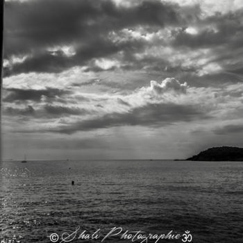 Фотография под названием "Vue sur l'horizon" - Shali Photographie, Подлинное произведение искусства