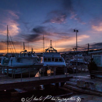 Photographie intitulée "Coucher de soleil a…" par Shali Photographie, Œuvre d'art originale