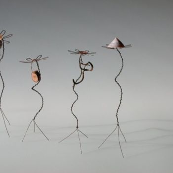 「objektjes 'Danseuses」というタイトルのインストール Laura Bakkerによって, オリジナルのアートワーク