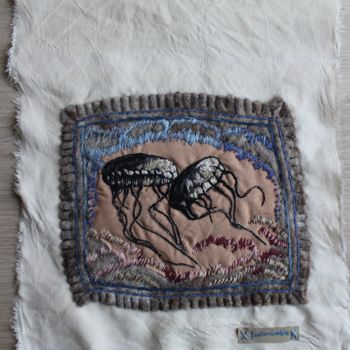 Art textile intitulée "Méduses" par Fontencomble, Œuvre d'art originale