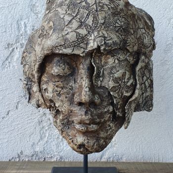 Sculpture titled "Agan" by Laurence Bigand, Original Artwork, Clay