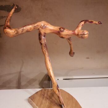 제목이 "la danseuse"인 조형물 Laurent Malouvet로, 원작, 나무