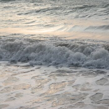 Photography titled "Waves" by Lavinia, Original Artwork, Non Manipulated Photography