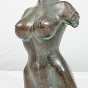 Skulptur mit dem Titel "buste bronze vert" von Lawrence, Original-Kunstwerk, Metalle