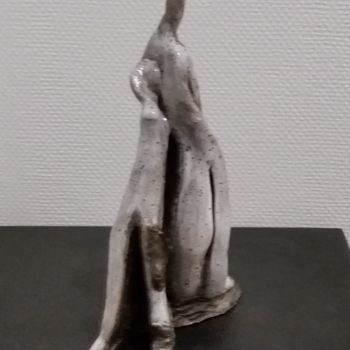 Sculpture intitulée "doux abandon" par Laydev, Œuvre d'art originale, Céramique