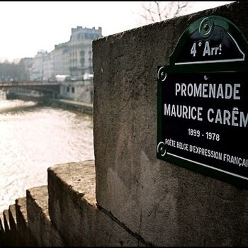 Photographie intitulée "Promenade M.C" par Léa Sg, Œuvre d'art originale