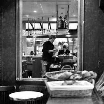 Photography titled "Au café (3)" by Léa Sg, Original Artwork
