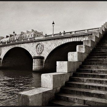 Photography titled "Quai de Seine" by Léa Sg, Original Artwork