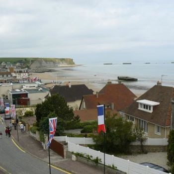 Fotografia intitolato "Arromanches" da Dominique Lemetayer, Opera d'arte originale