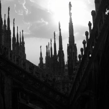 Fotografia intitolato "Milano Duomo B&W" da Lenka Graner, Opera d'arte originale