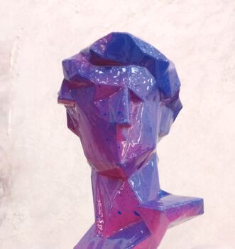 Rzeźba zatytułowany „The Purple Pop David” autorstwa Leonardo Alonso, Oryginalna praca, Żywica