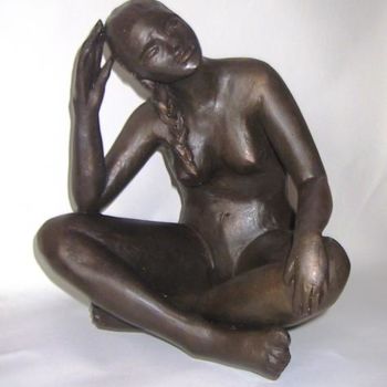 Sculpture titled "REVEUSE" by Léone Digraci, Original Artwork, Terra cotta