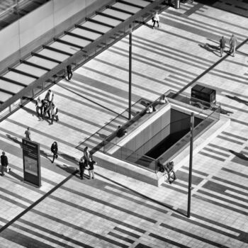 Фотография под названием "Vor dem Bahnhof" - Leopold Brix, Подлинное произведение искусства, Цифровая фотография