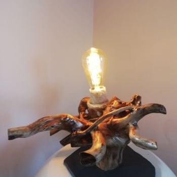 设计 标题为“Lampe racine” 由Bois Du Léman, 原创艺术品, 木