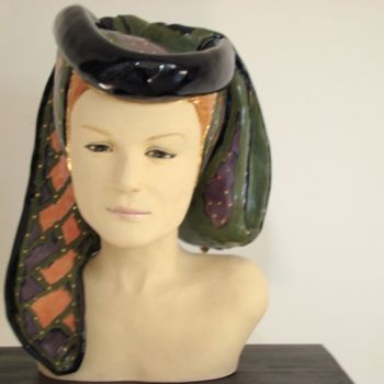 Sculpture titled "Vrouw met hoed, naa…" by Lida Baas, Original Artwork