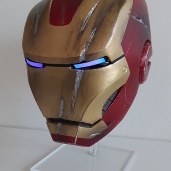 Escultura titulada "iron man BATTLE DAM…" por Lightboarder, Obra de arte original, Resina