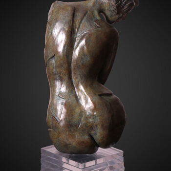 Sculpture titled "Emilie" by Lilou Gilbert Desvallons, Original Artwork, Bronze