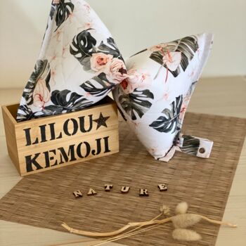 Art textile intitulée ""Le Kukka" cale-nuq…" par Lilou Sauvegrain (Kemoji), Œuvre d'art originale, Accessoires