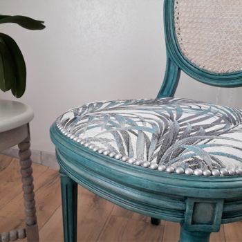Design titled "Chaise médaillon ca…" by Lin-Et-Patine, Original Artwork, Furniture
