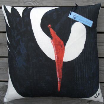 纺织艺术 标题为“Pillow no 2_Black b…” 由Carina Linné, 原创艺术品, 其他