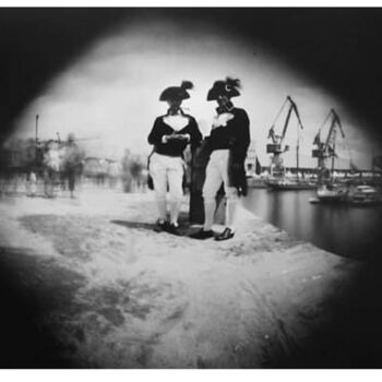 Photographie intitulée "Sténopé. Brest. 2004" par Lionel Boscher, Œuvre d'art originale, Photographie argentique
