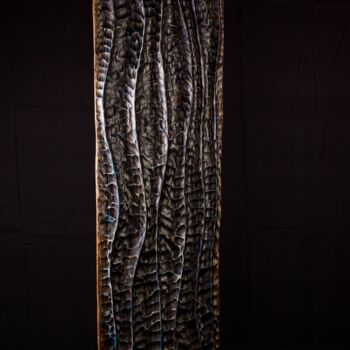 Скульптура под названием "bluescale" - Lionel Le Coq, Подлинное произведение искусства, Дерево