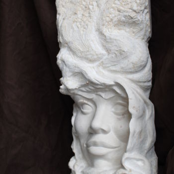 Sculpture titled "rose des sables" by Lionel Demichelis, Original Artwork, Stone