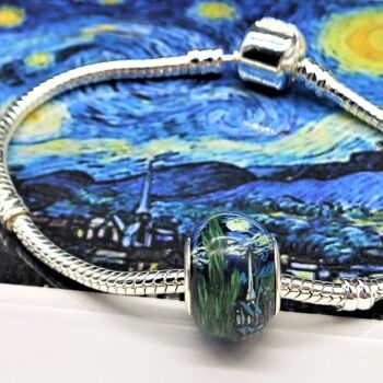 Художественная композиция под названием "Charm bead 'Starry…" - Lisencka Nh-Art, Подлинное произведение искусства, Ювелирные…