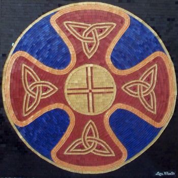 Escultura titulada "Celtic Shield - mix…" por Liza Wheeler, Obra de arte original, Otro