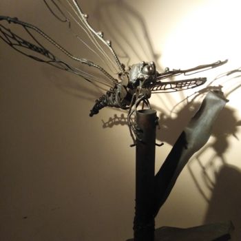Sculpture intitulée "Dragonfly" par Ljuba, Œuvre d'art originale, Métaux