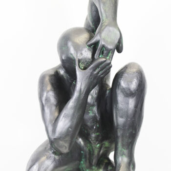 Escultura titulada "Coquille n°2/8" por Lode, Obra de arte original, Yeso