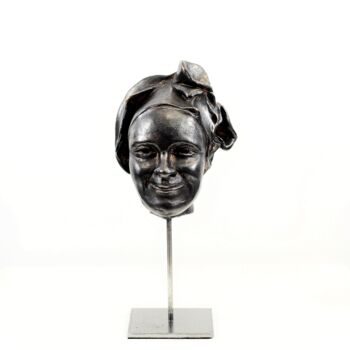 Sculpture titled "Sourire n°2/8" by Lode, Original Artwork, Plaster Mounted on Metal