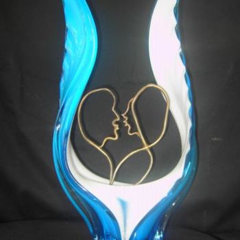 Sculpture titled "Secret Love" by Lorenadia Vidoni, Original Artwork, Metals