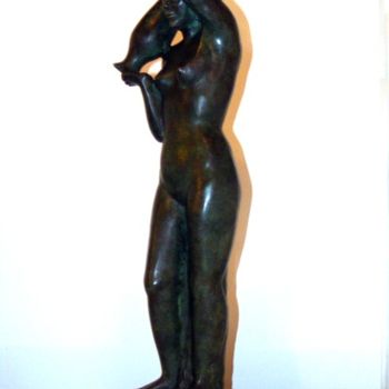 Sculpture titled "La dona del càntir" by Jaime Lorenz Baeta, Original Artwork