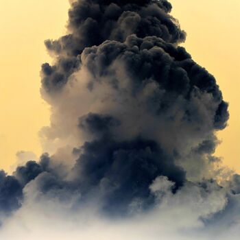 Fotografia intitolato "nuvola in negativo" da Lorenzo Corti, Opera d'arte originale, Fotografia digitale