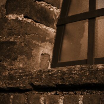 Fotografia intitolato "vecchia finestra" da Lorenzo Corti, Opera d'arte originale, Fotografia digitale
