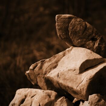 Fotografia intitolato "omini di pietra" da Lorenzo Corti, Opera d'arte originale, Fotografia digitale