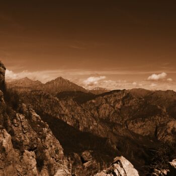 Photographie intitulée "paesaggio montagne" par Lorenzo Corti, Œuvre d'art originale, Photographie numérique