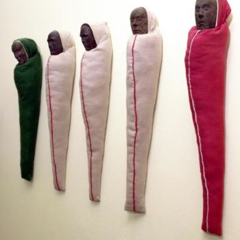 雕塑 标题为“dolls” 由Laure Neumann, 原创艺术品